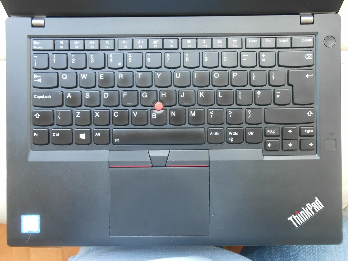 Lenovo ThinkPad T480 Windows 11 - Image 2