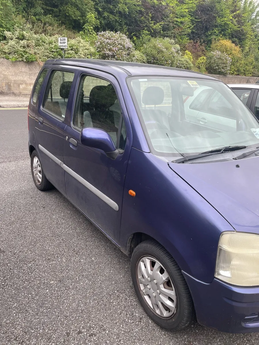 Car - Image 3