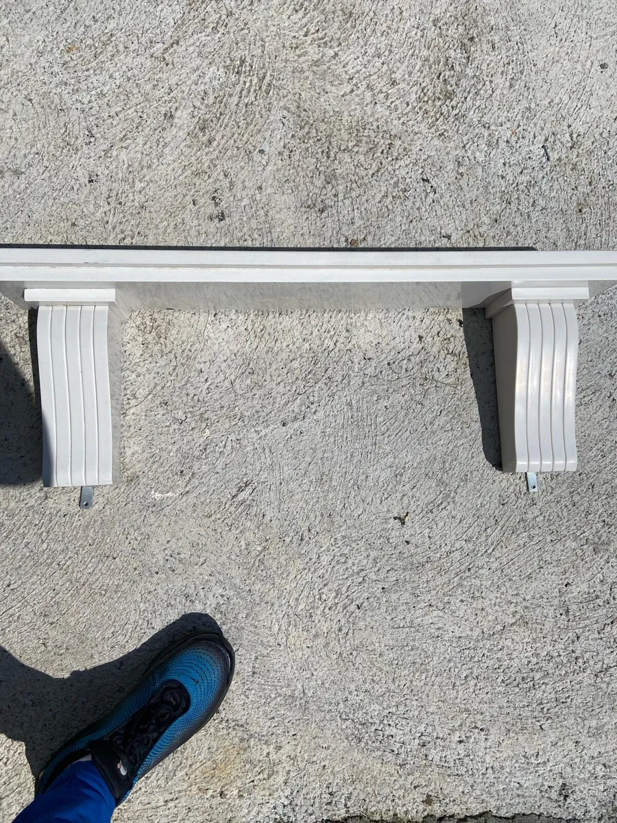 Marble mantle piece excellent condition - Image 4