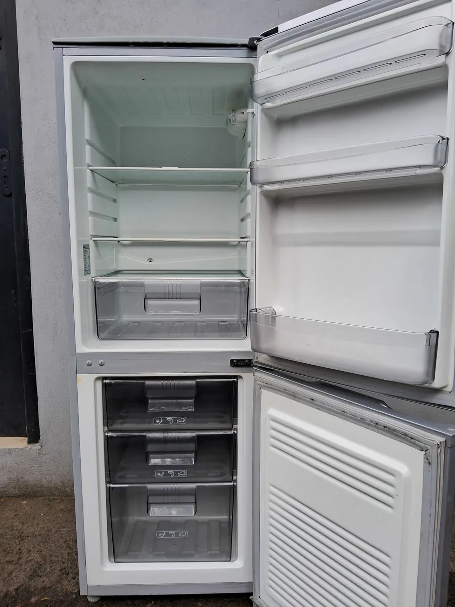 FRIDGE AND FREEZER - Image 3