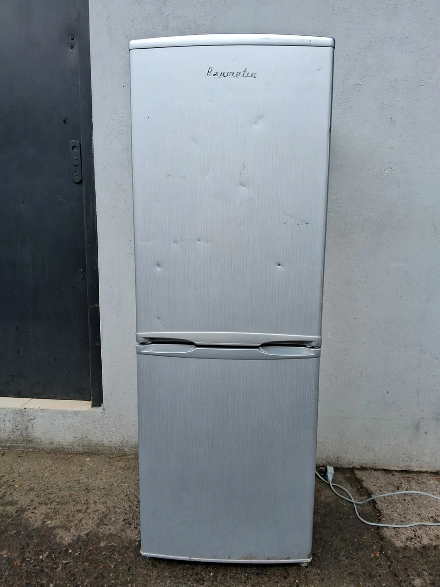 FRIDGE AND FREEZER - Image 4