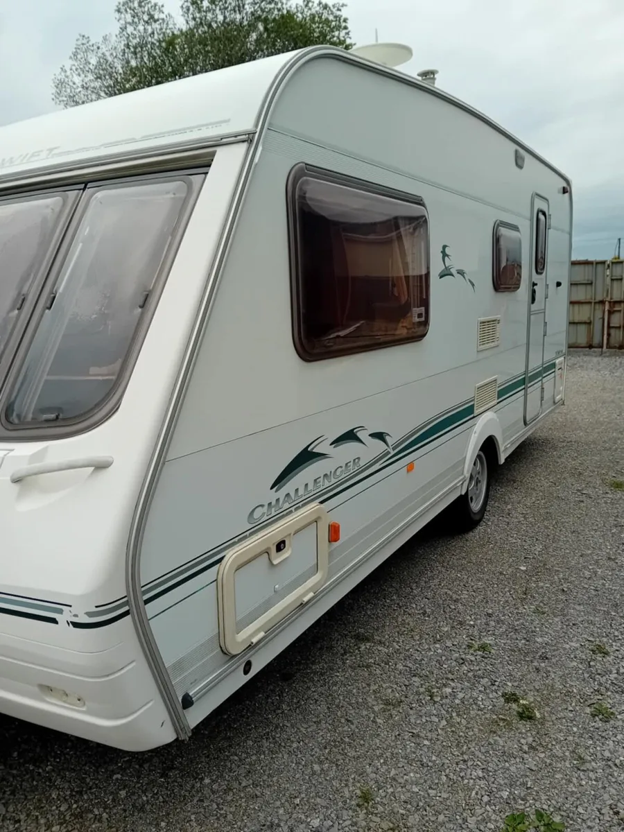 LOVELY 4 BERTH SWIFT CHALLENGER 530 SE WITH AWNING - Image 2