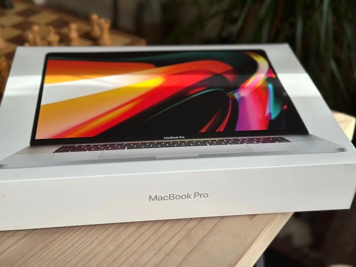 Still Available: IMMACULATE 2019 16-inch MacBook Pro 2.6 GHz 6-Core Intel Core i7 500GB - Image 3