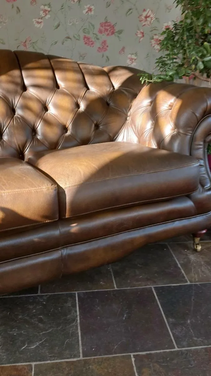 LEATHER SOFA - Image 3