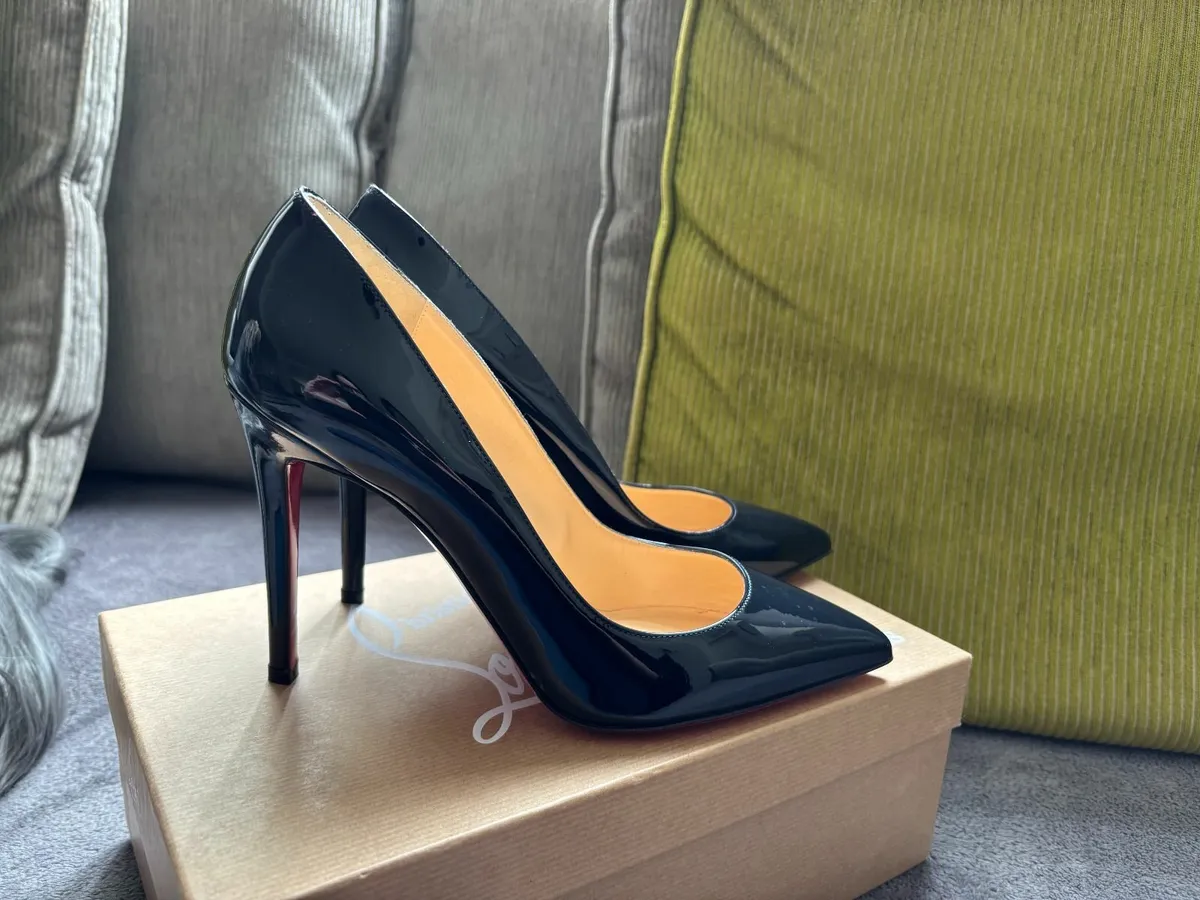 Christian Louboutin Pigalle 100 - Size 39 Navy - Image 1