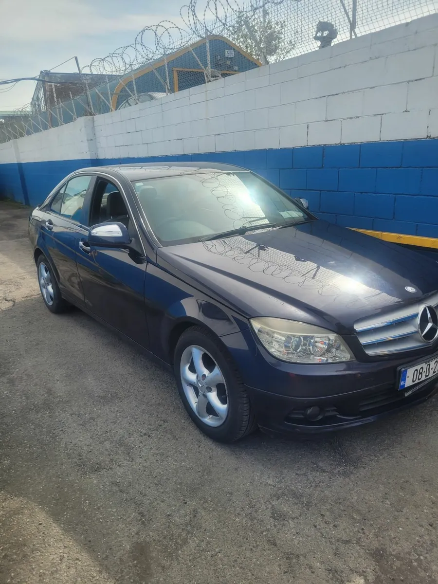 Mercedes-Benz C-Class 2008 - Image 3