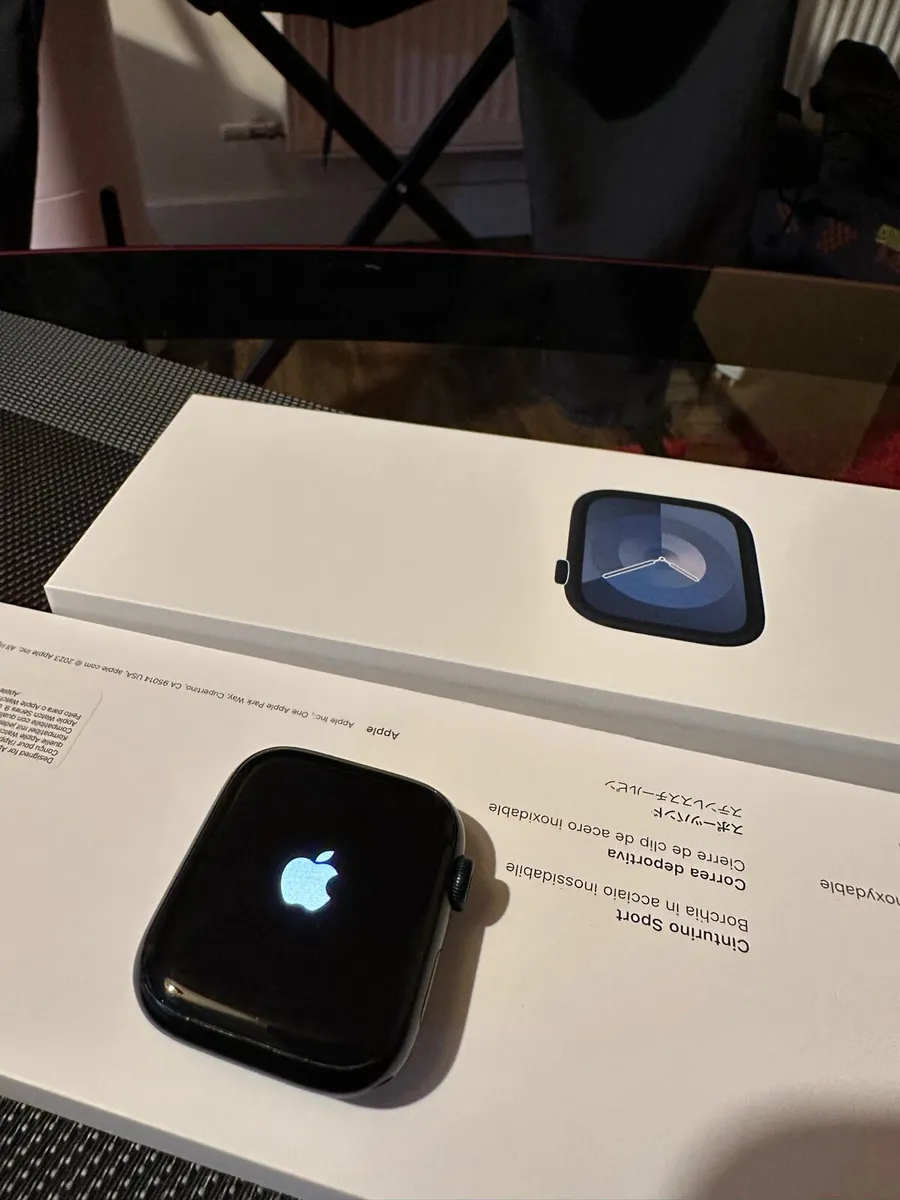 Apple Watch 9 series 45mm - Image 1
