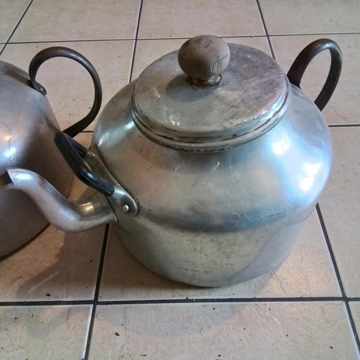 KETTLES - Image 2