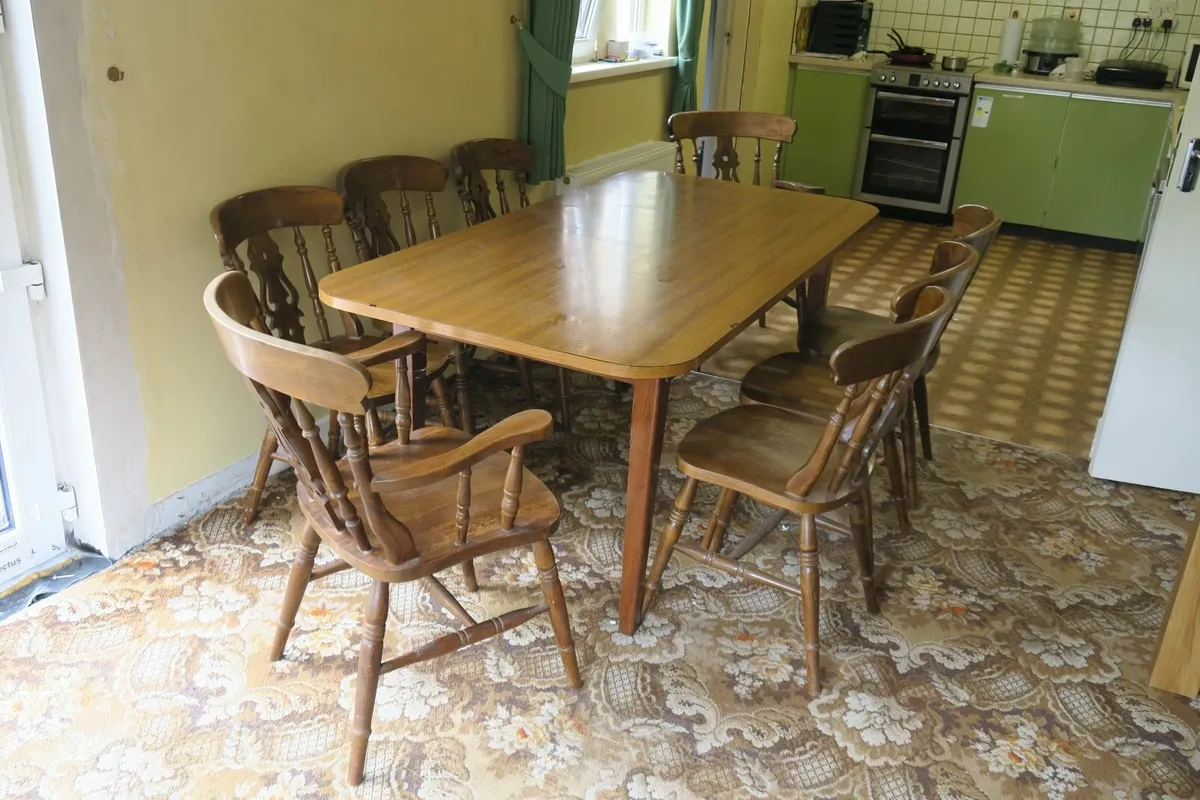 table & chairs - Image 2
