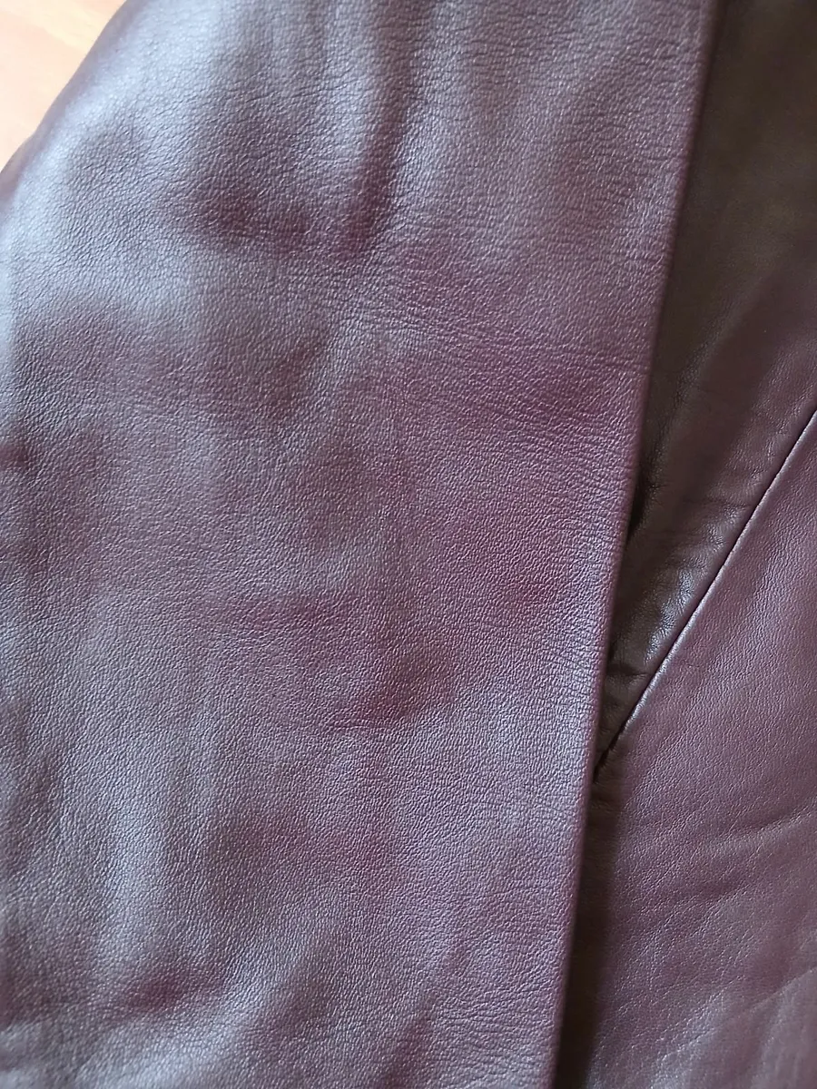 💯 Genuine Real Leather Jacket (Ladies) - Image 4