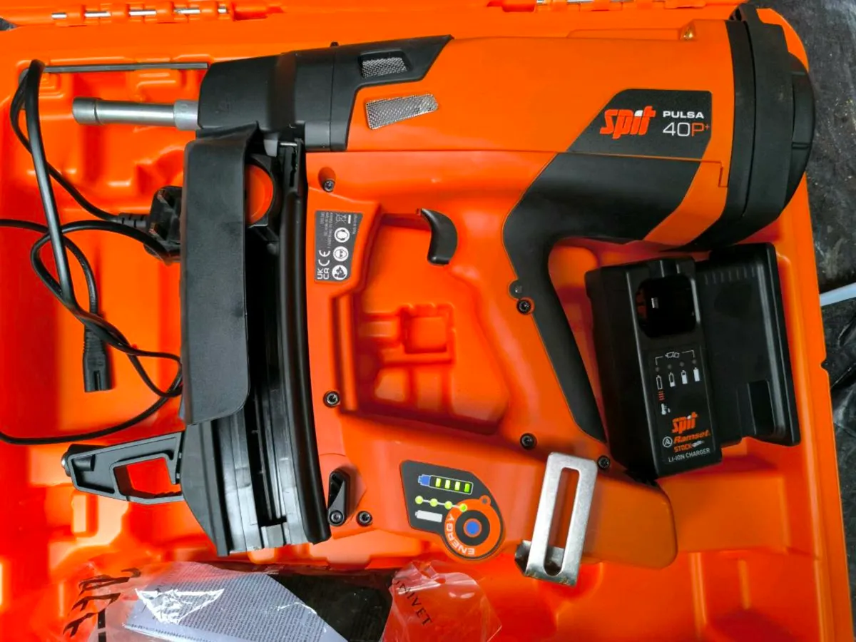 Spit Pulsa 40P+ Cordless Gas Nailer - Image 4
