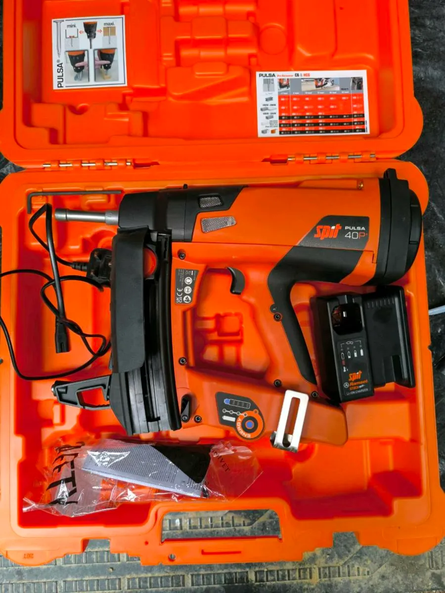Spit Pulsa 40P+ Cordless Gas Nailer - Image 1