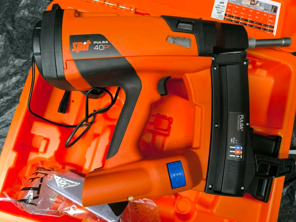 Spit Pulsa 40P+ Cordless Gas Nailer - Image 3