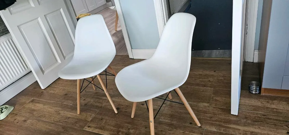 Dining Chair - Scandinavian Design - Wooden Legs - - Image 1