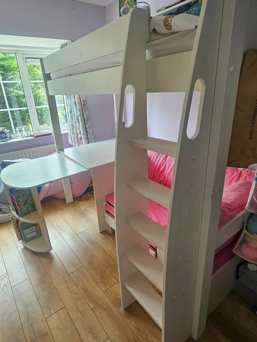 Bunk bed with desk and sofa/pull out guest bed - Image 4