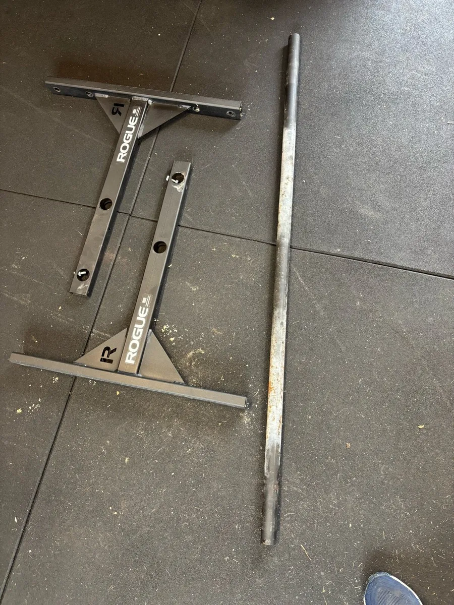 Rogue pull up bar - Image 1