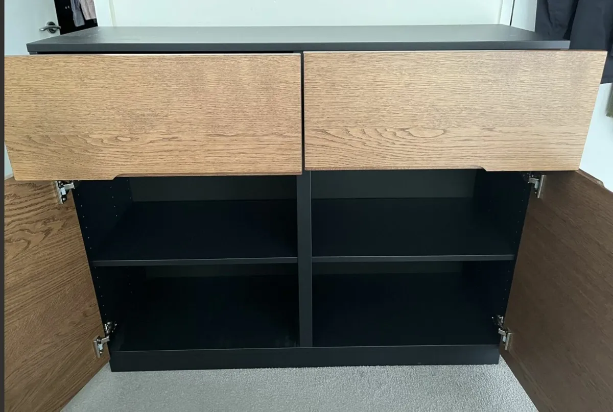 Dresser / wardrobe - Image 2