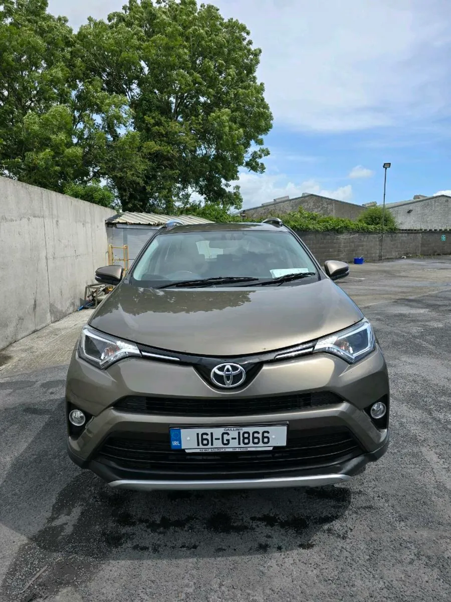 Toyota rav 4 - Image 2