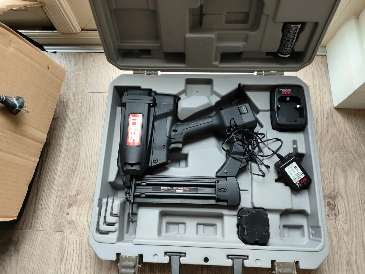 Senco 18ga pin gun.