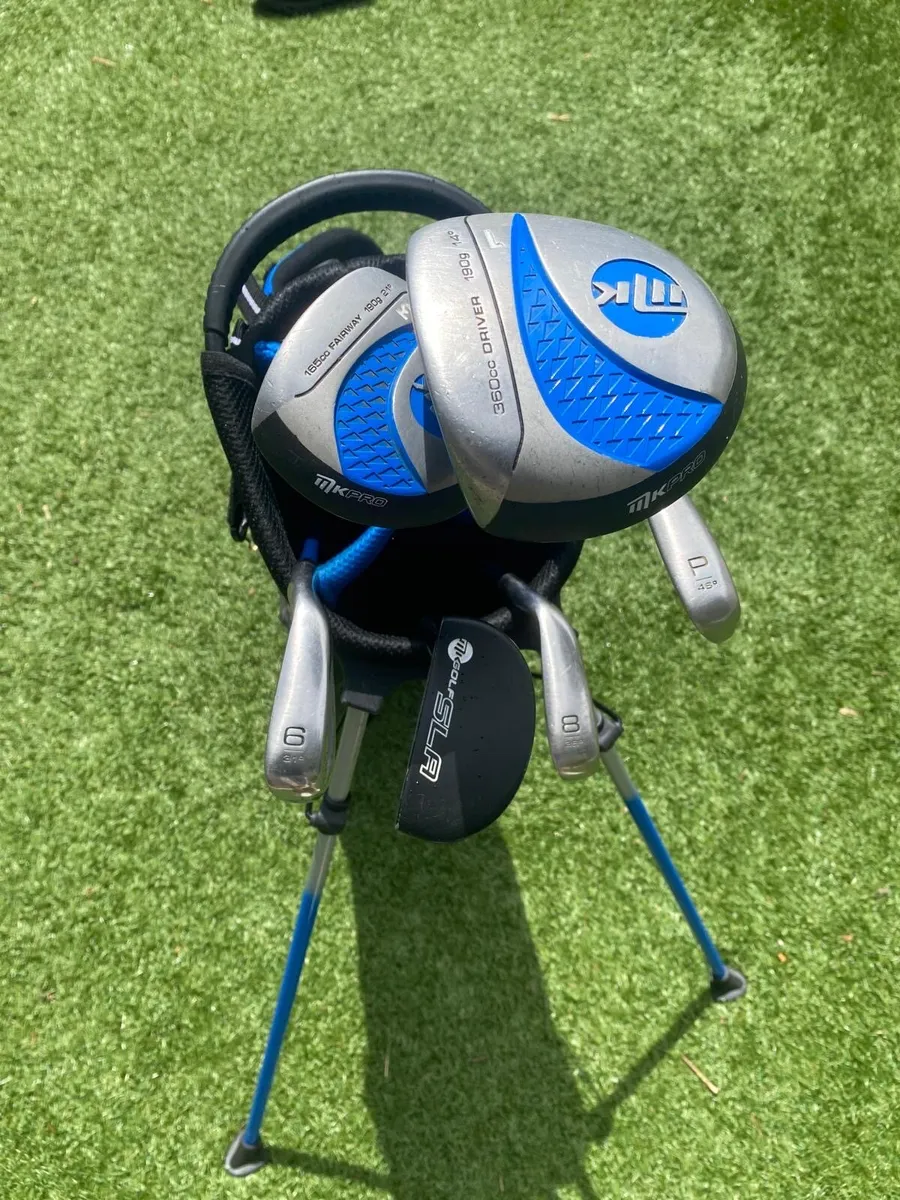Junior Golf Clubs - Image 1