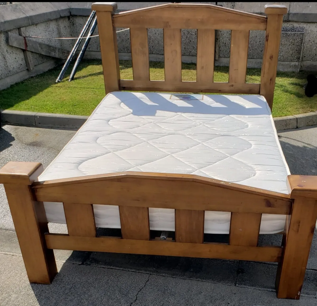 Doubke oak bed