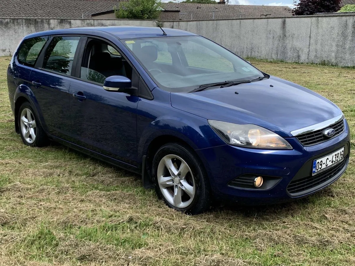 Ford Focus estate - Image 1