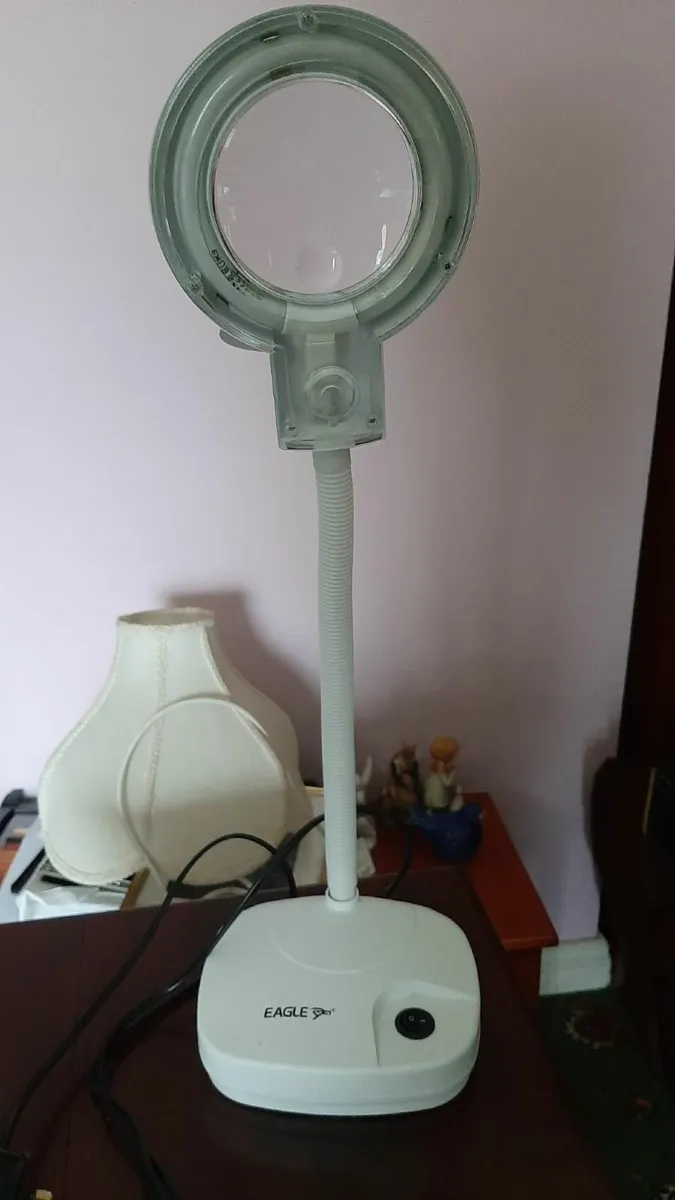 Magnifying Glass Lamp - Image 2