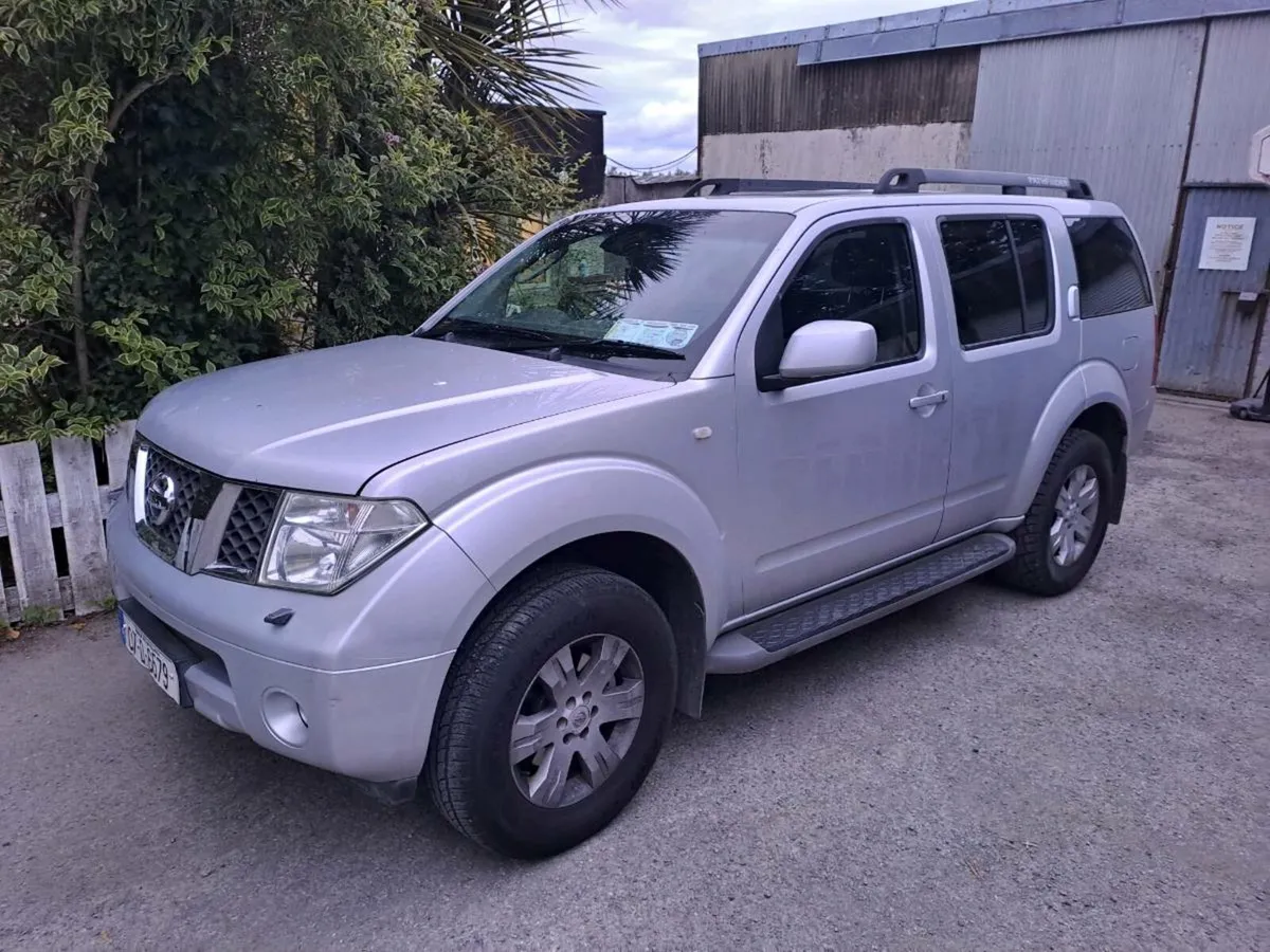Nissan Pathfinder - Image 1