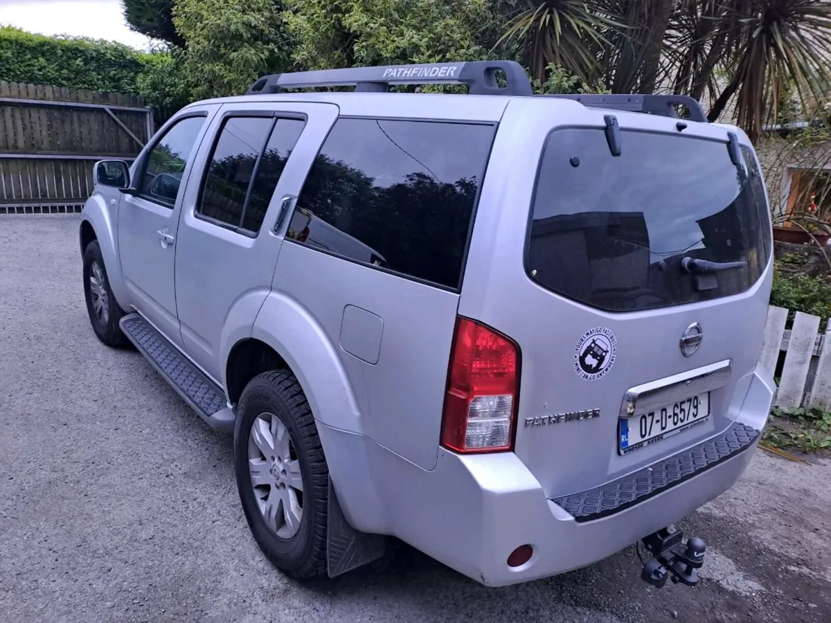 Nissan Pathfinder - Image 3