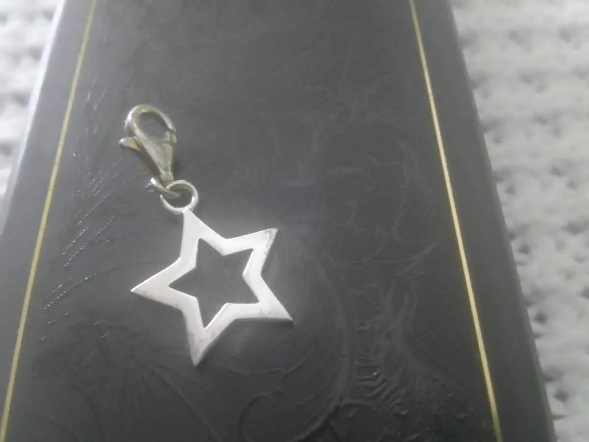 THOMAS SABO STERLING SILVER STAR CHARM - Image 2