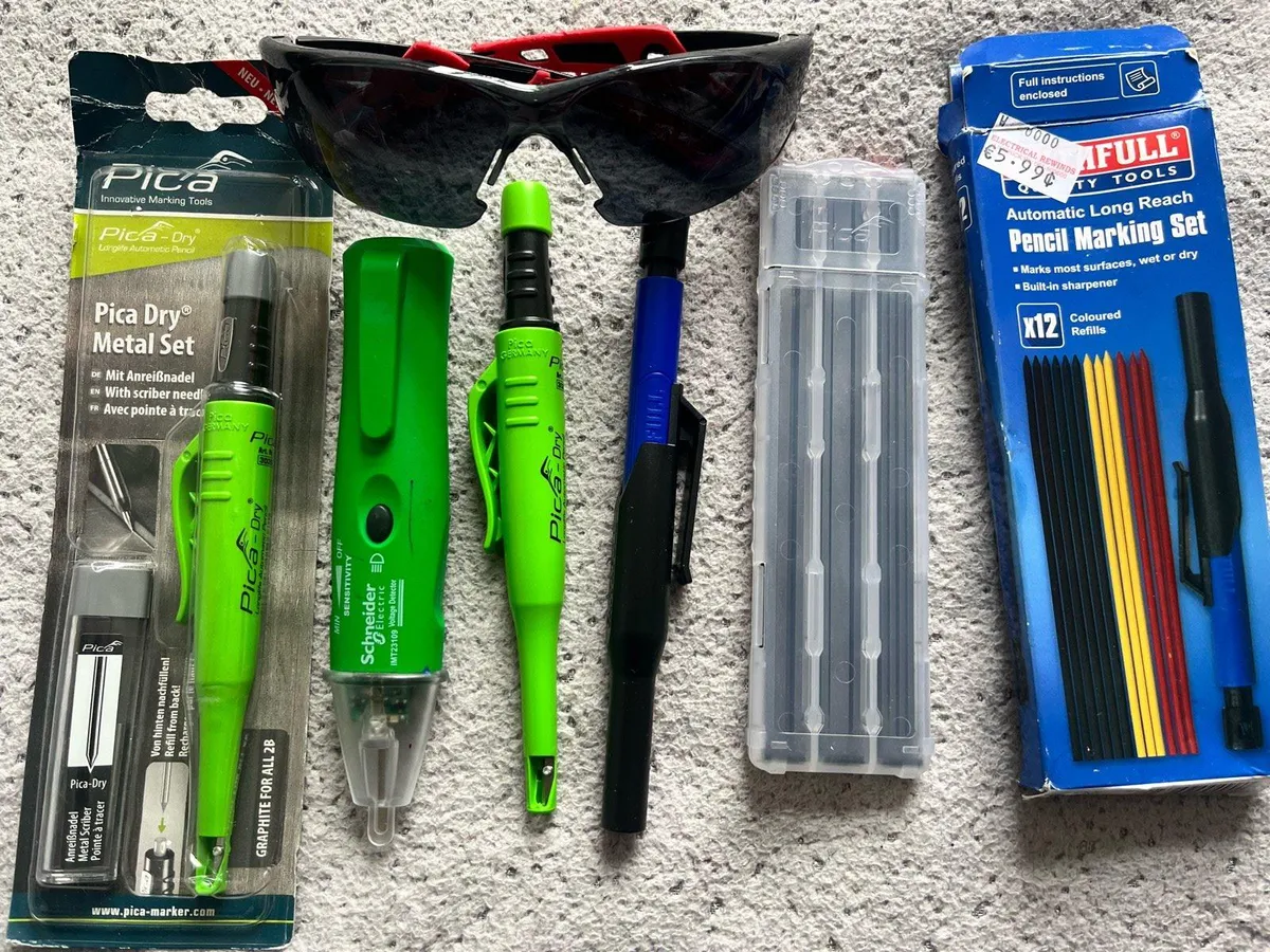 Bundle of pica markers - Image 1