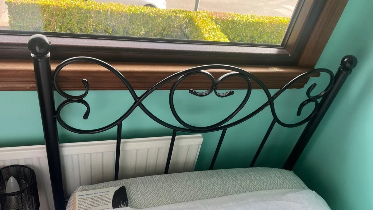 Single bed frame & Emma mattress - Image 2