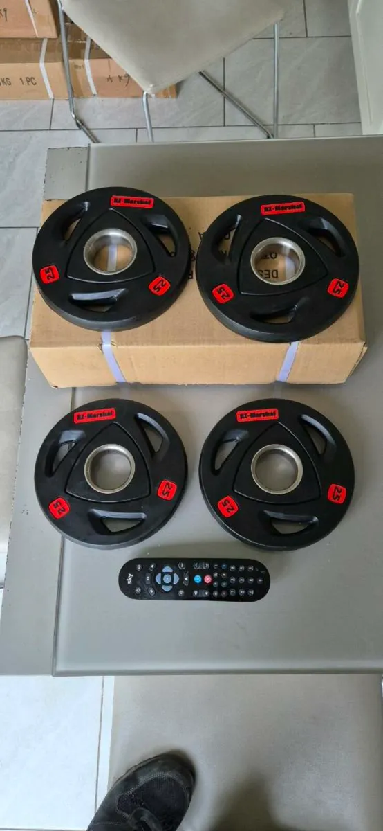 Brand new 4x2.5 kilo Olympic weight plates - Image 3
