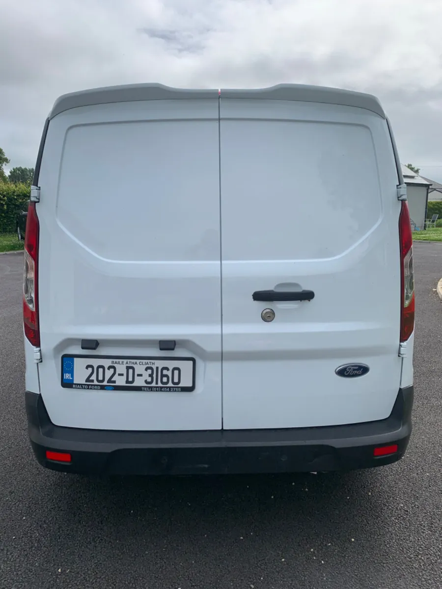 Ford Transit Custom Connect  AUTOMATIC - Image 4