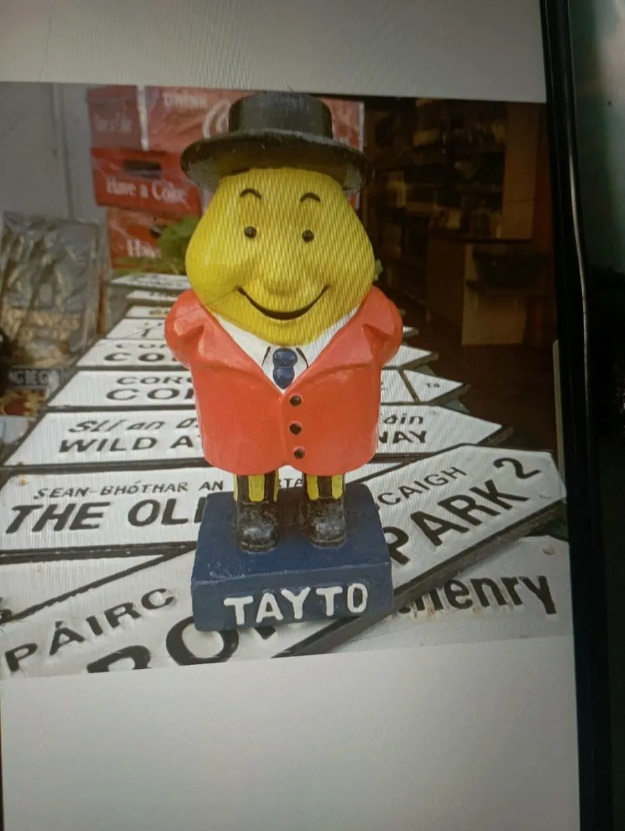 MR TOYTO CRISPS RESIN FIGURES (IRISH FIGURE) - Image 1