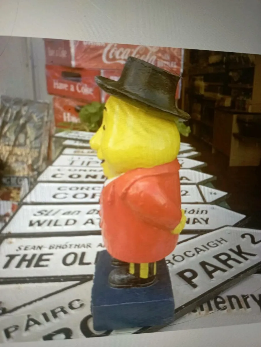 MR TOYTO CRISPS RESIN FIGURES (IRISH FIGURE) - Image 2