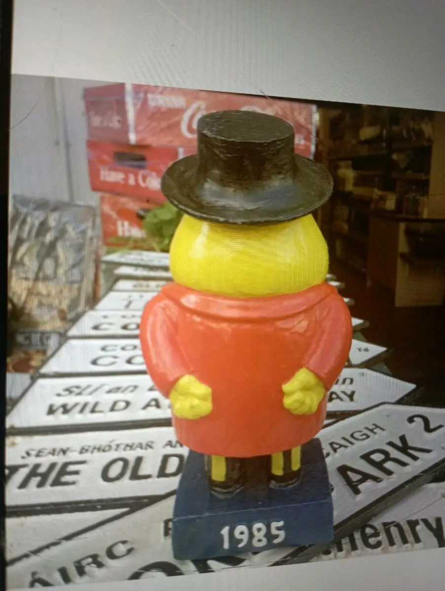 MR TOYTO CRISPS RESIN FIGURES (IRISH FIGURE) - Image 3