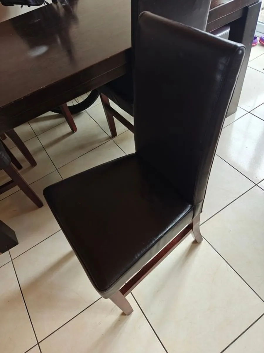 Kitchen table - Image 2