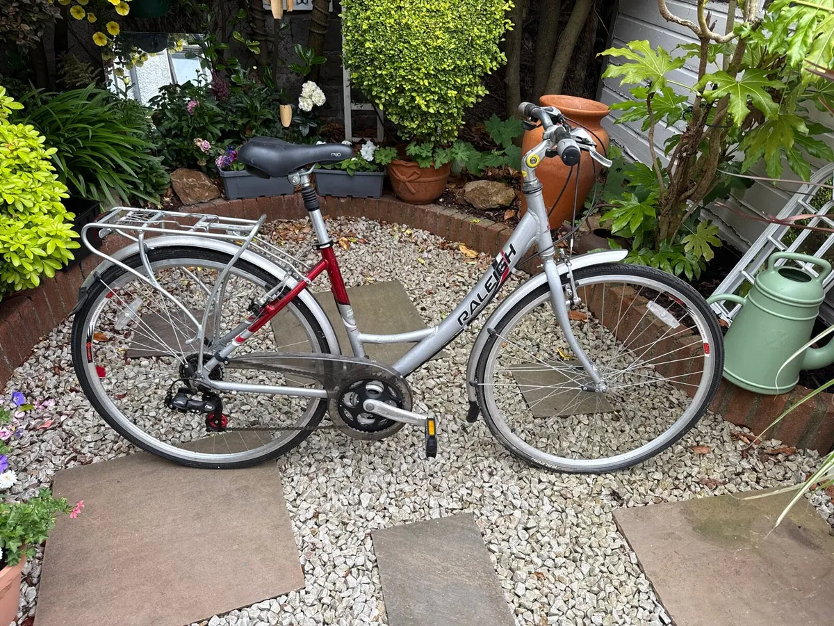 Raleigh Woman’s Bike - Image 1