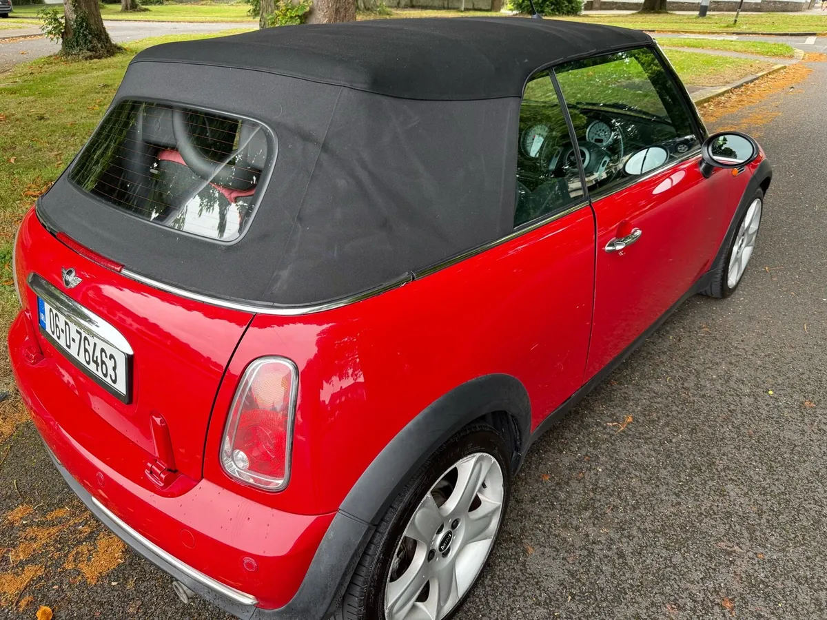 2006 mini convertible - Image 3