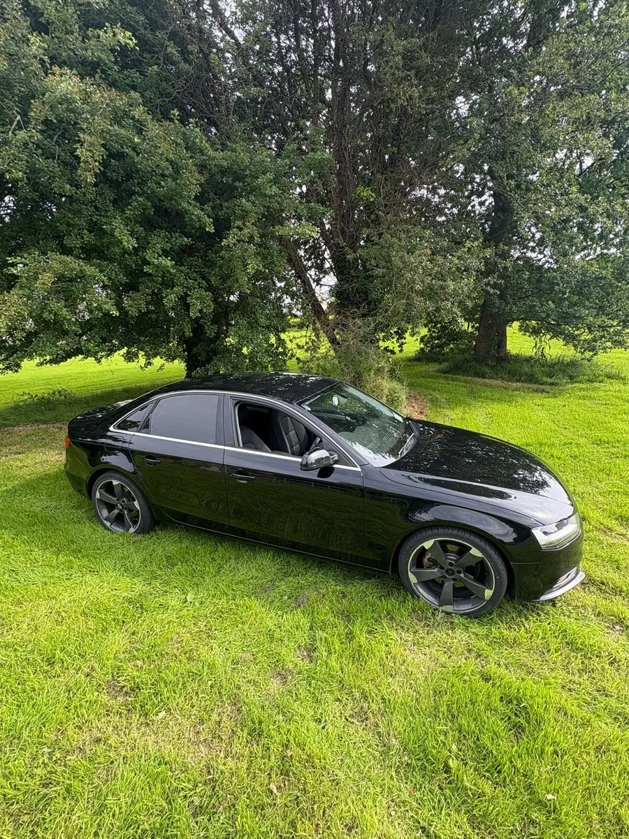 Audi A4 - Image 2