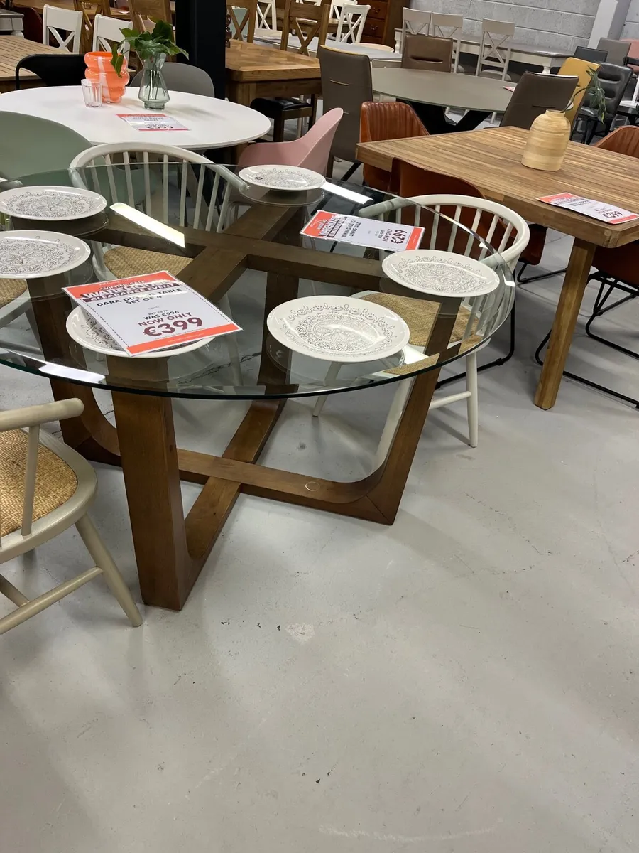 Brand New Dining room table - Image 4