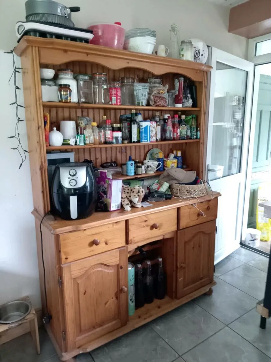 Kitchen dresser - Image 1