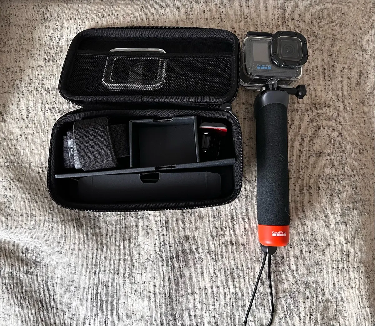 GoPro Hero12 + accessories - Image 1