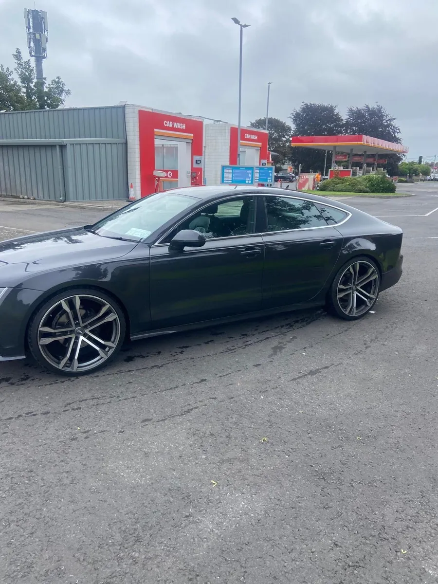 2011 Audi A7 Sline - Image 2