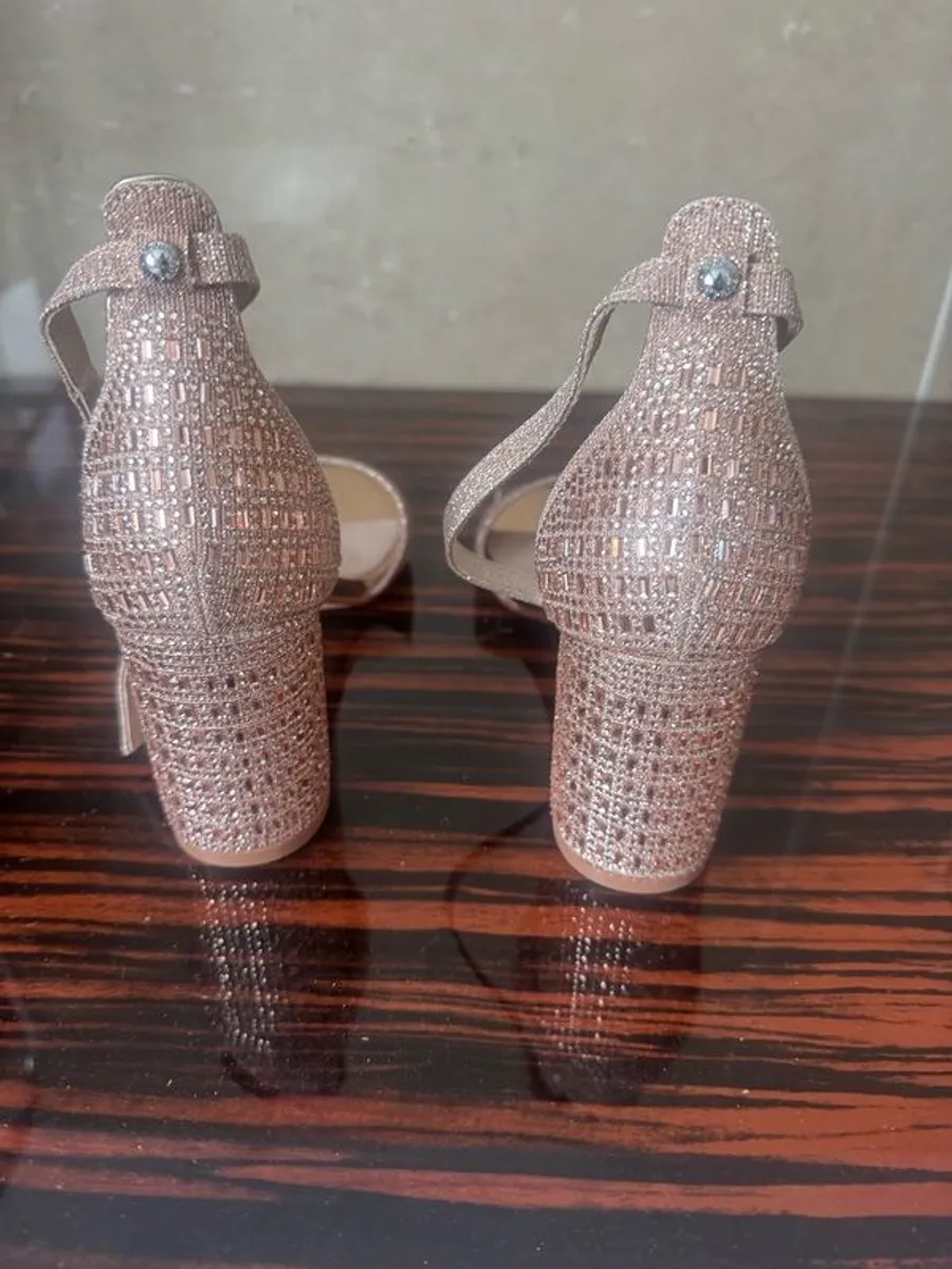 Sparkly Heels rose gold size 5 Moda in Pelle - Image 3