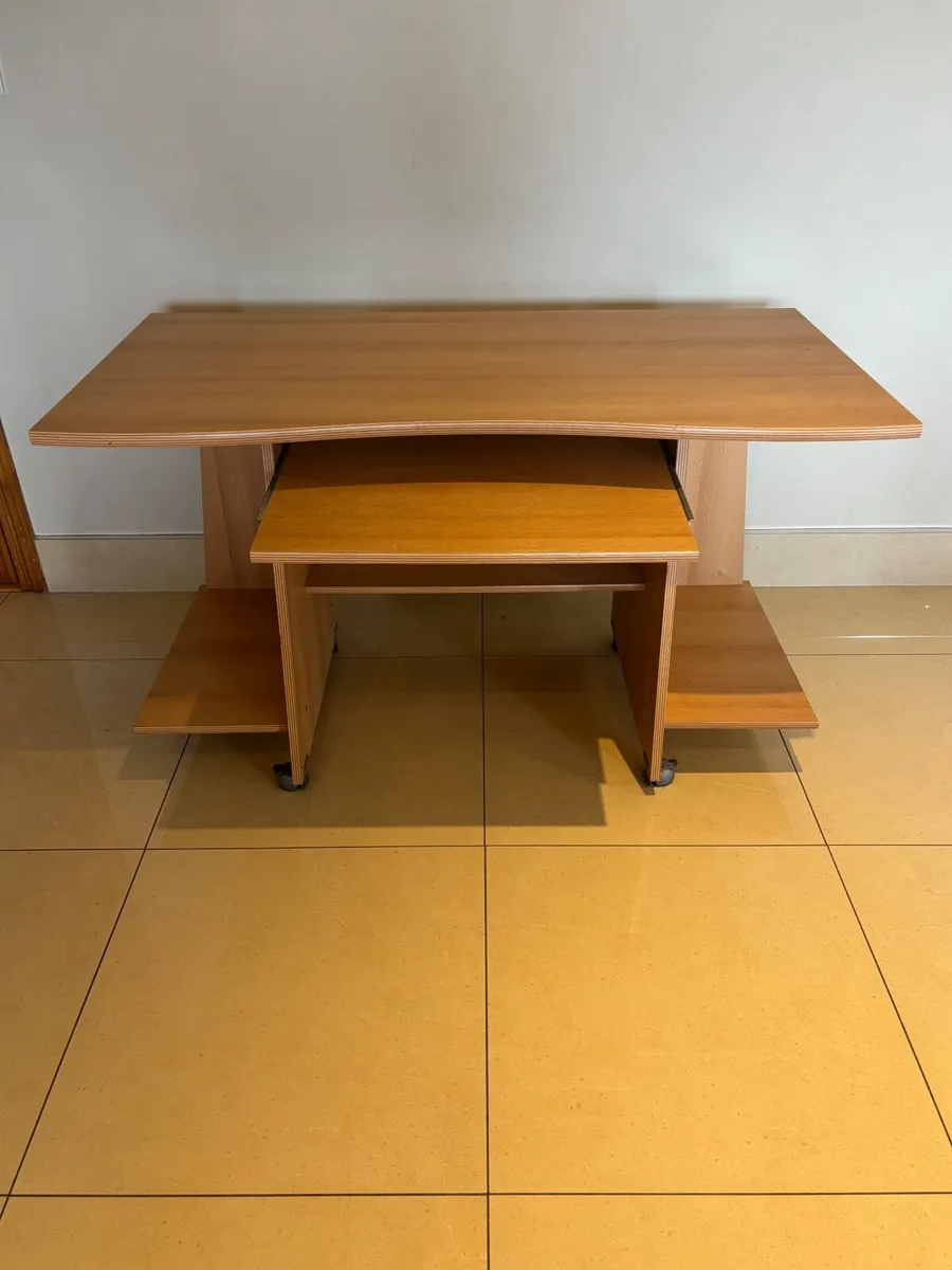 Computer Desk - Image 1
