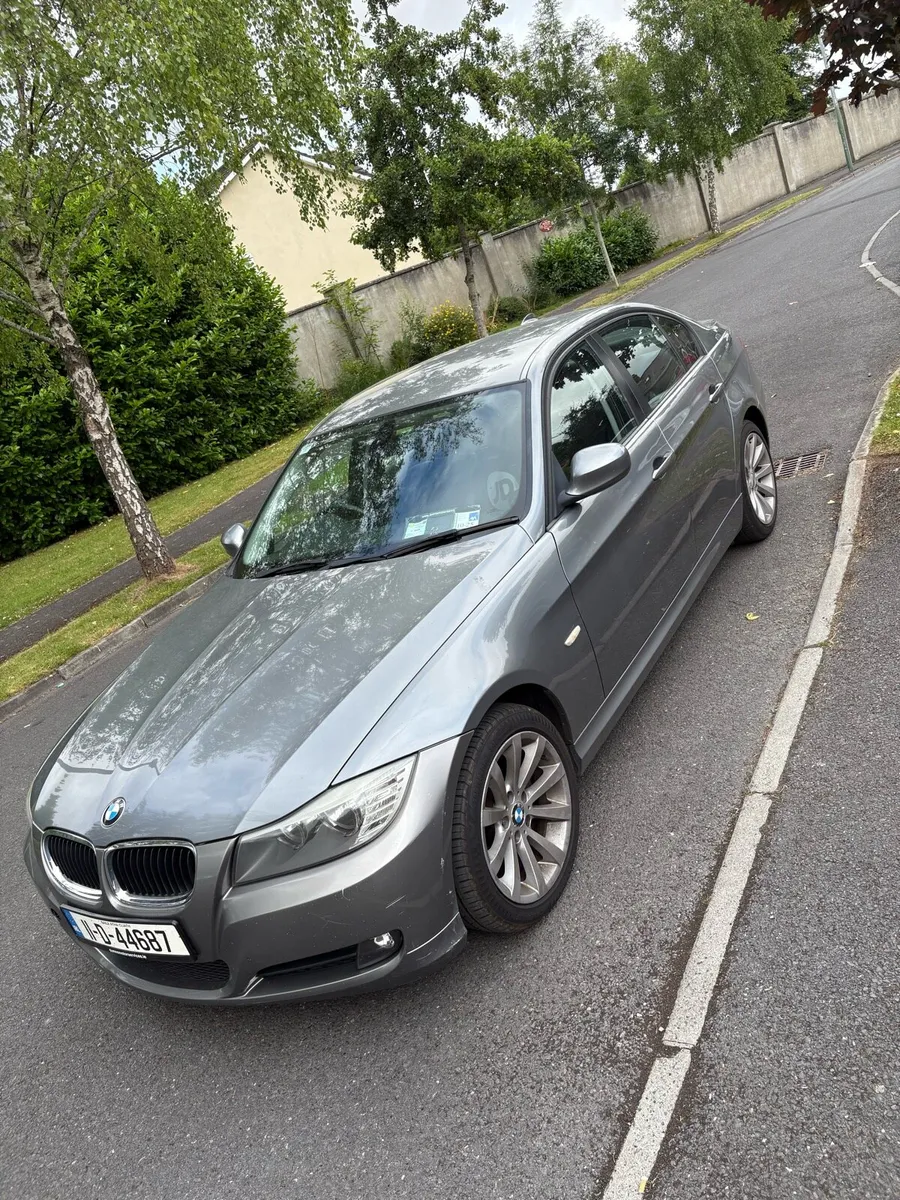 BMW 3 Series - Image 1