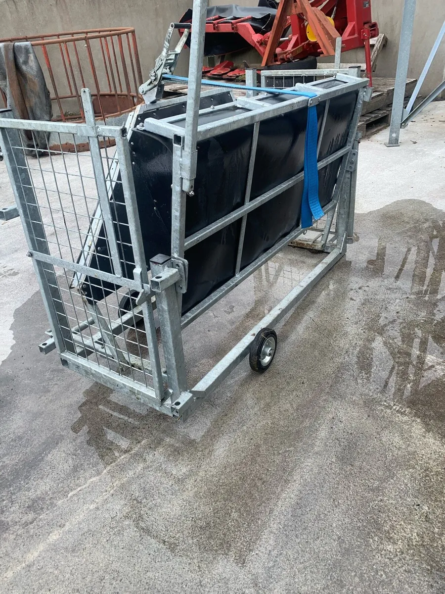Sheep turnover crate - Image 1