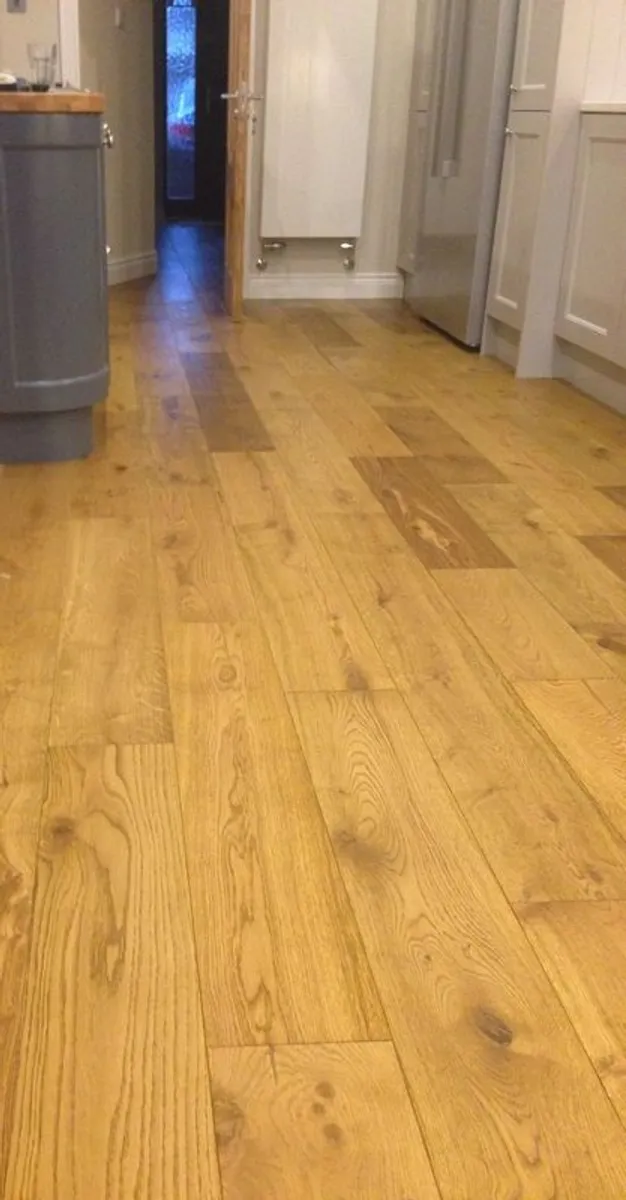 Semi solid oak flooring - Image 2